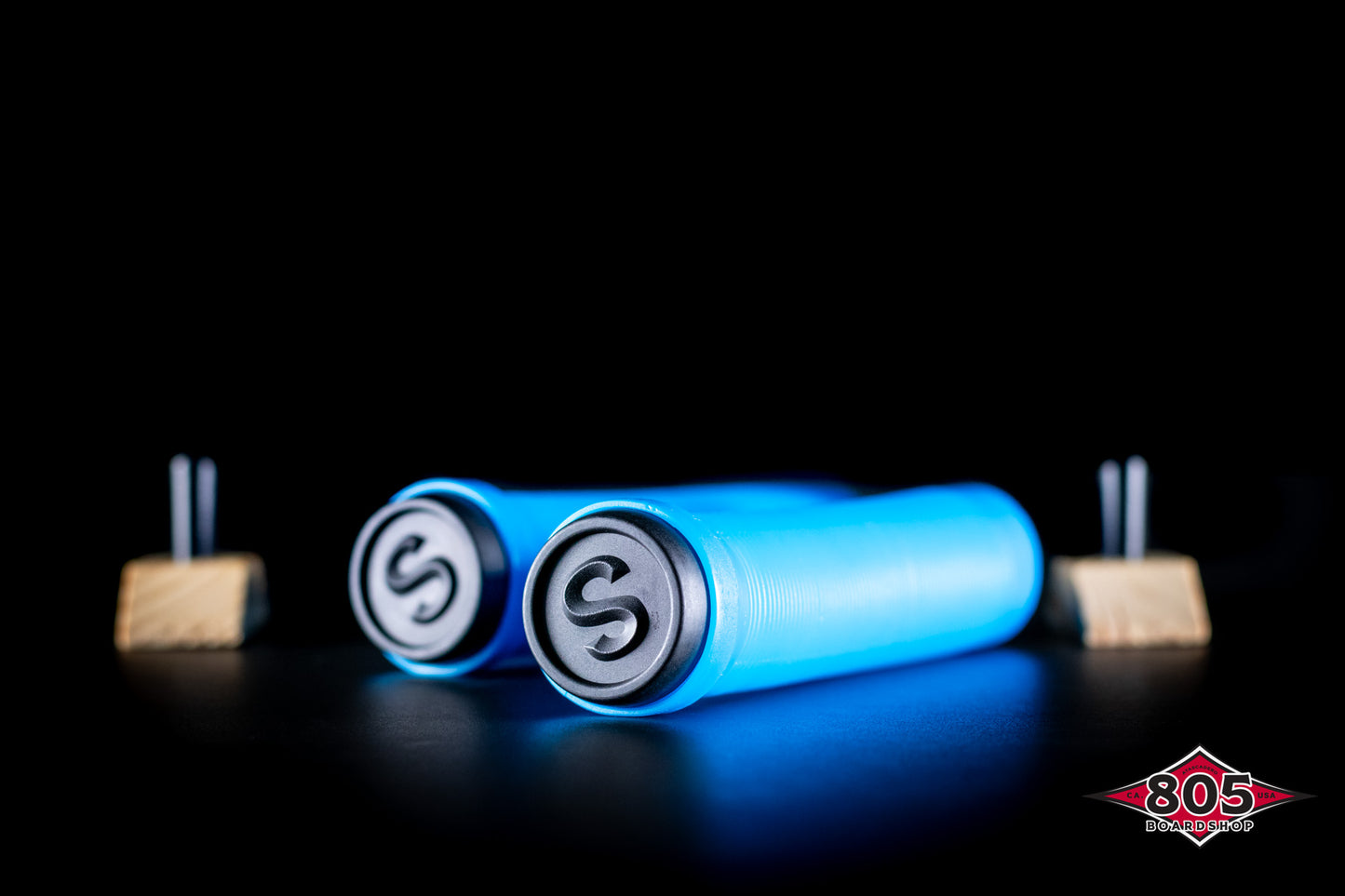 SCT USA Handle Bar Grips with SCT USA High Rebound Rubber Bar Ends Scooters/BMX/Jetski 140mm Blue