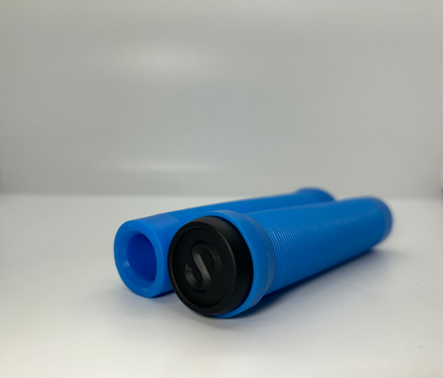 SCT USA Handle Bar Grips with SCT USA High Rebound Rubber Bar Ends Scooters/BMX/Jetski