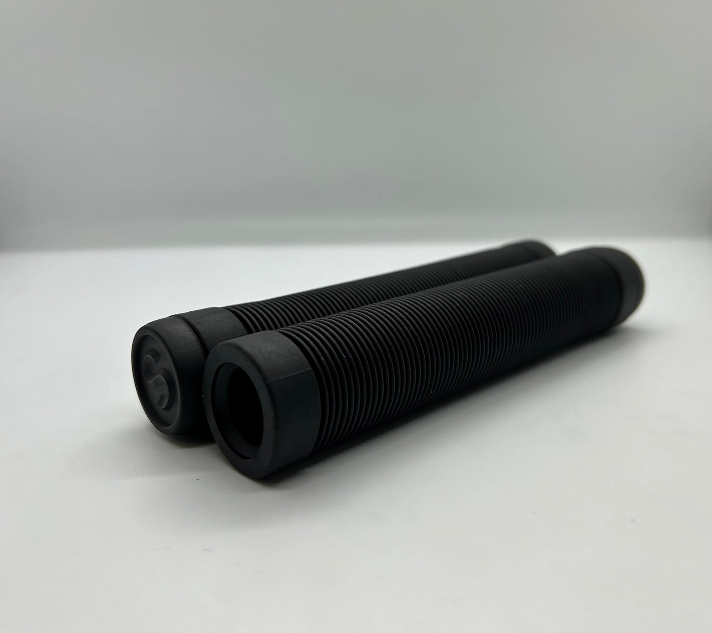 SCT USA Twisted Scooter Bar Grips High Rebound Rubber Bar Ends -Soft 160 mm Long