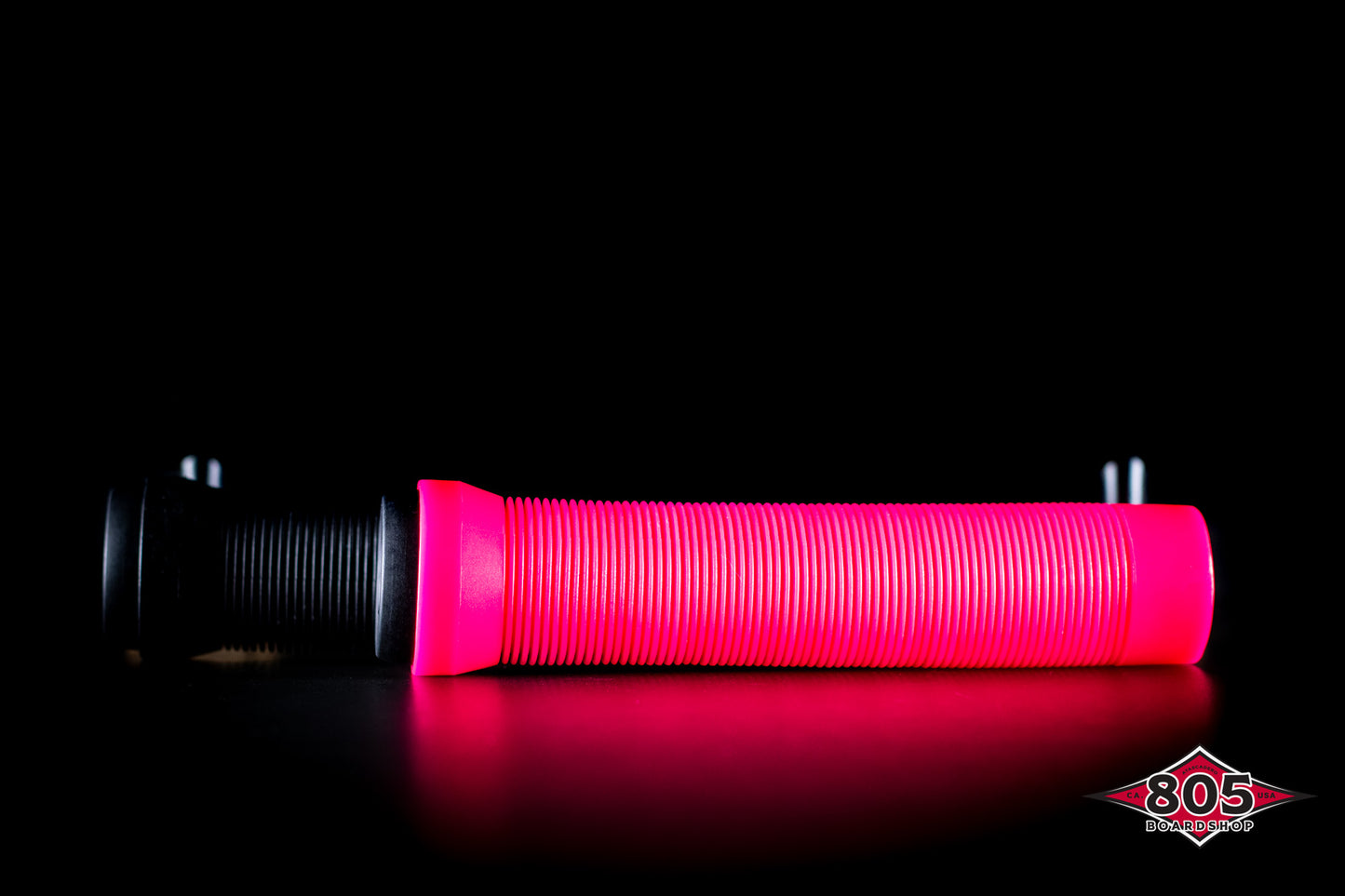 SCT USA Handle Bar Grips with SCT USA High Rebound Rubber Bar Ends Scooters/BMX/Jetski Black/Pink